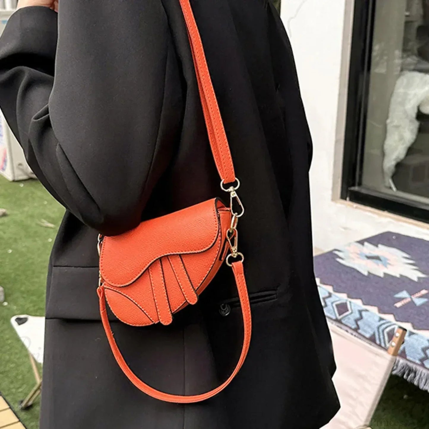 Saddle Messenger Leather Crossbody Shoulder Handbag