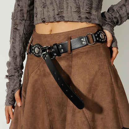 Seasoning Female Gothic Rivet Slim-Fit Belt