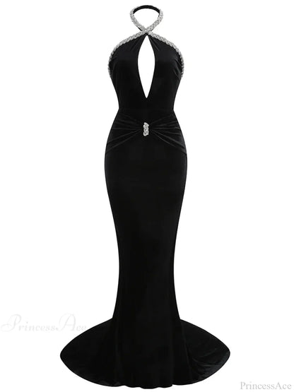 Sexy Halter Neck Diamonds Chain Hollow Out Black Velvet Sleeveless Christmas Party Dress