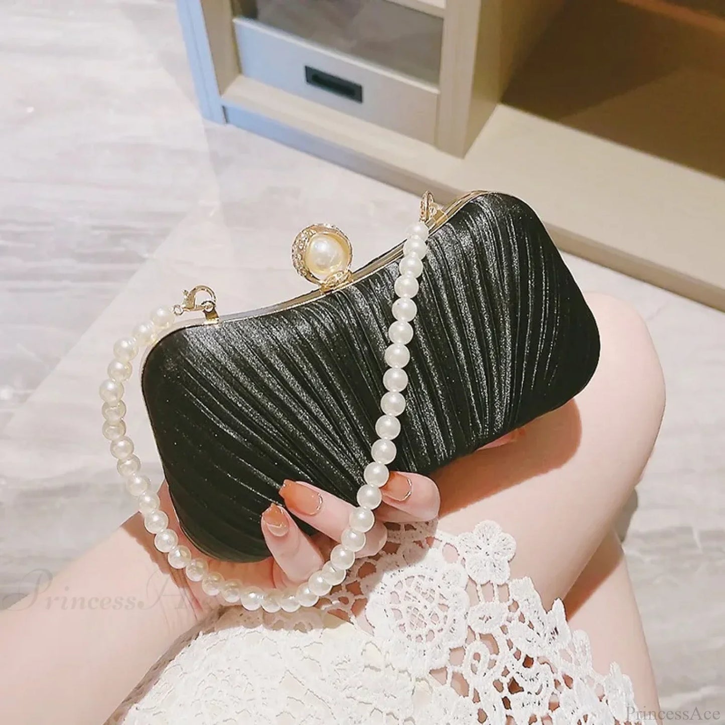 Socialite Dinner Clutch Wristlet