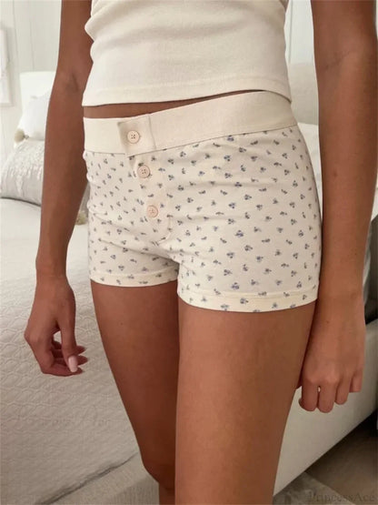 Solid Heart Print Elastic Short