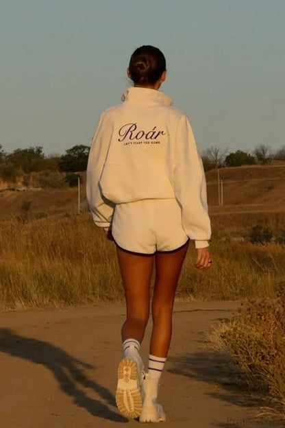 Solid Minimalist Relaxed Stand Collar Half-Zip Sweatshirts