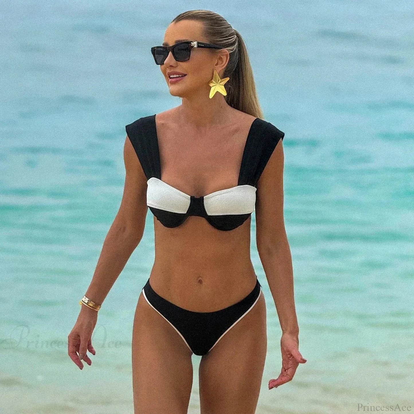 Conjunto de micro bikini de dos piezas liso