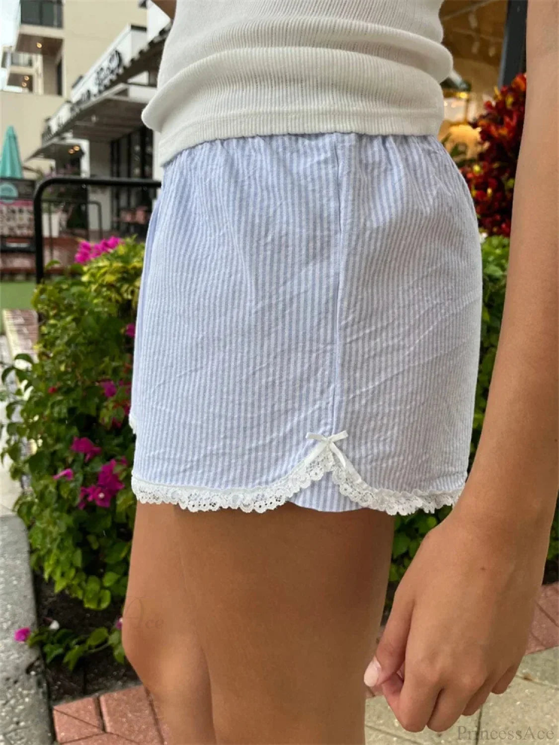 Striped Lace Trim Casual Short