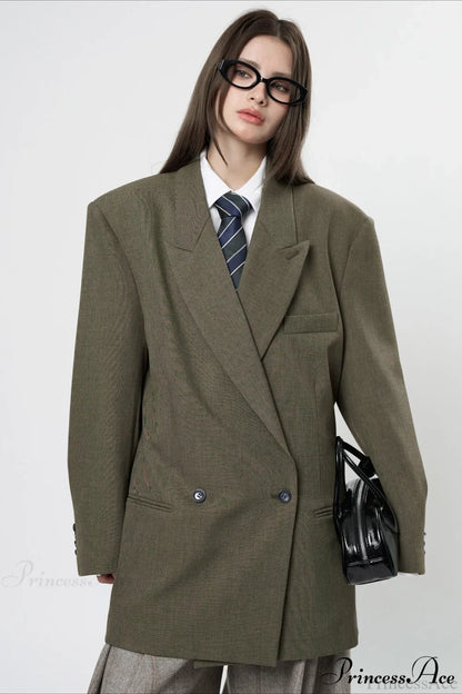 Structured Wide Shoulder Blazer