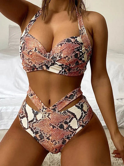 Conjunto de dos piezas de halter con cordones en la espalda y teñido anudado