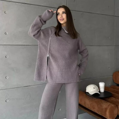 Turtle Collar Zip Sweater