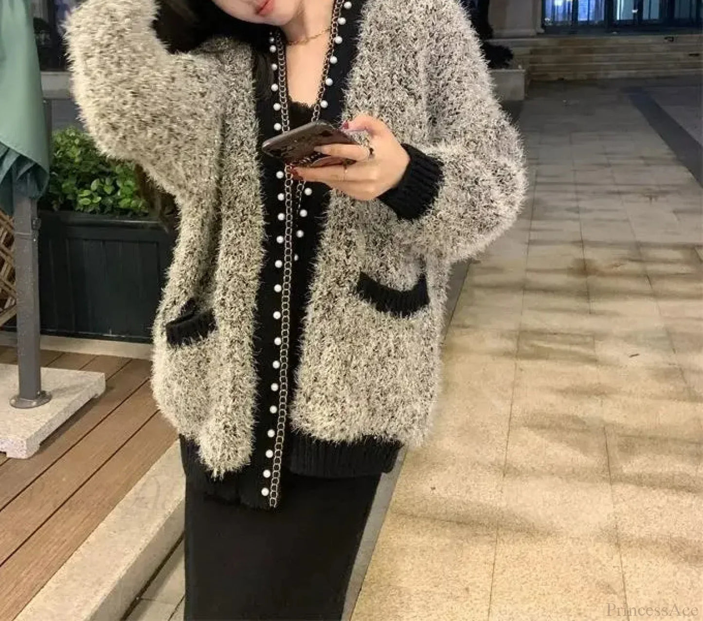 V-neck Fleece Thick Knitting Cardigan