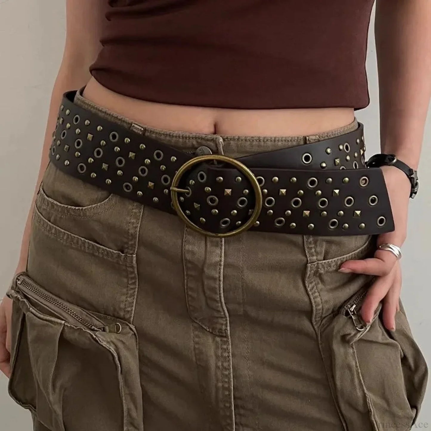 Vintage Gothic Rivet Broad Belt