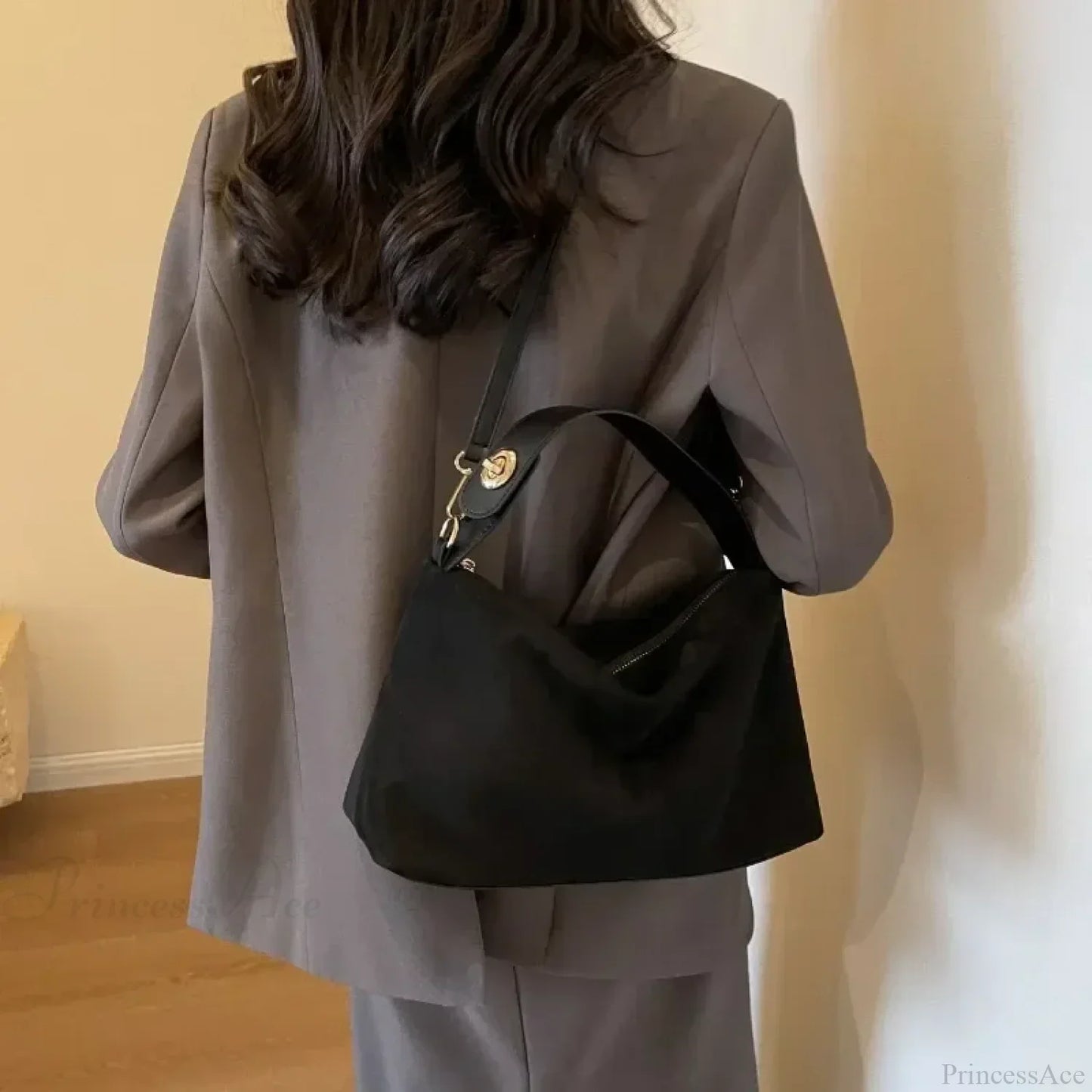 Zip Solid Sewing Thread PU High Capacity Shoulder Handbag